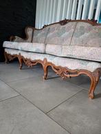 Canpe de Style Louis XV à Oreilles, Ophalen