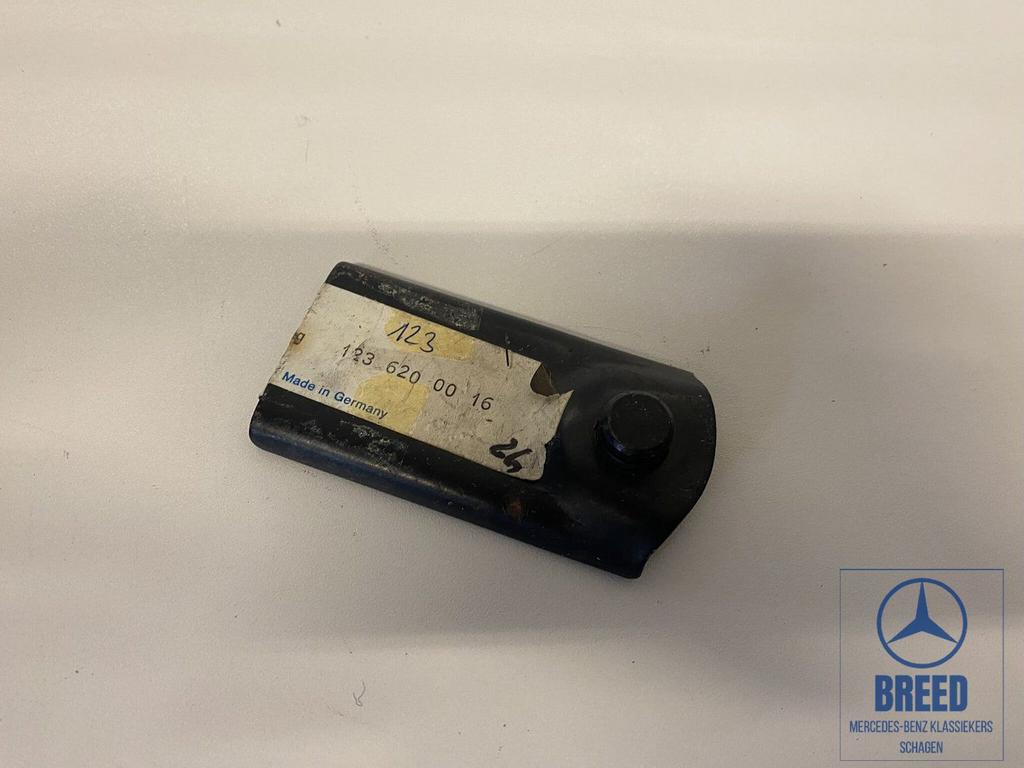 NOS steun motorkapscharnier links voor Mercedes-Benz W123, Autos : Pièces & Accessoires, Carrosserie & Tôlerie, Mercedes-Benz