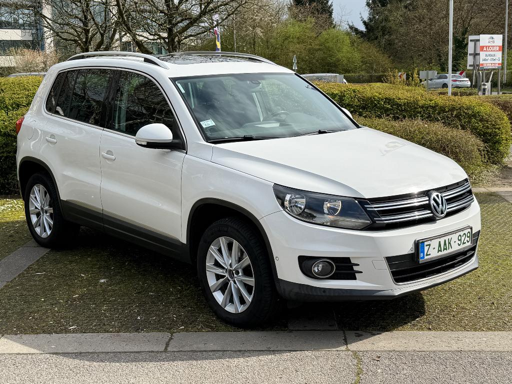 VW Tiguan 2.0tdi Automaat 4Motion, Auto's, Automaat, Euro 5, 4 cilinders, Wit