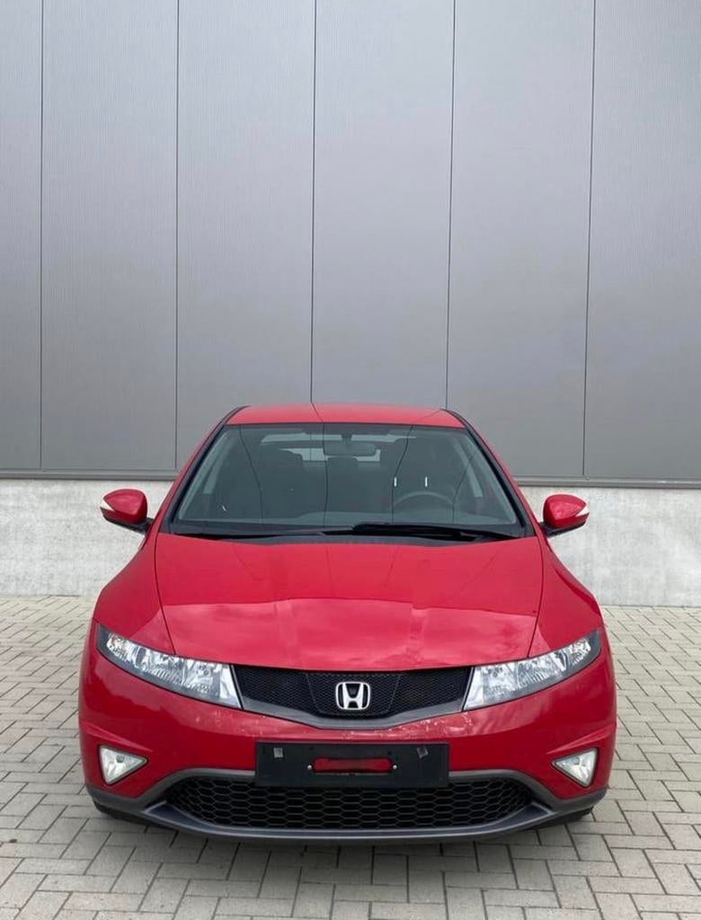 Honda Civic 2011 - 125dKM, Autos, Honda, Rouge, Euro 5, Achat, 135 g/km