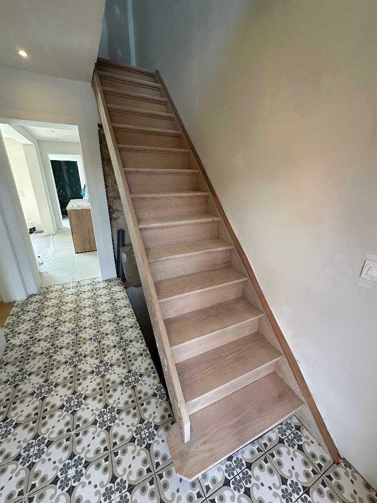 BlastProjects specialist in zandstralen en luchtgommen, Doe-het-zelf en Bouw, Ladders en Trappen, Ophalen, Nieuw, Trap, 4 meter of meer