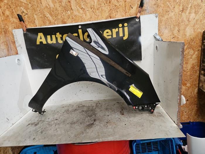 Scherm rechts-voor van een Opel Corsa (Z20R), Auto-onderdelen, Carrosserie, Opel, Gebruikt, 3 maanden garantie, Ophalen of Verzenden