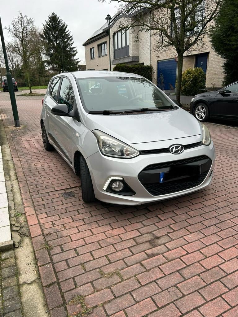 Hyundai i10 1.0 Benzine 2015, Auto's, Handgeschakeld, 5 deurs, Particulier, I10