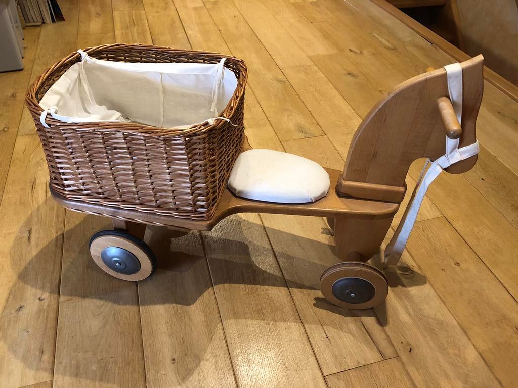 Cheval en bois, Enlèvement, Utilisé