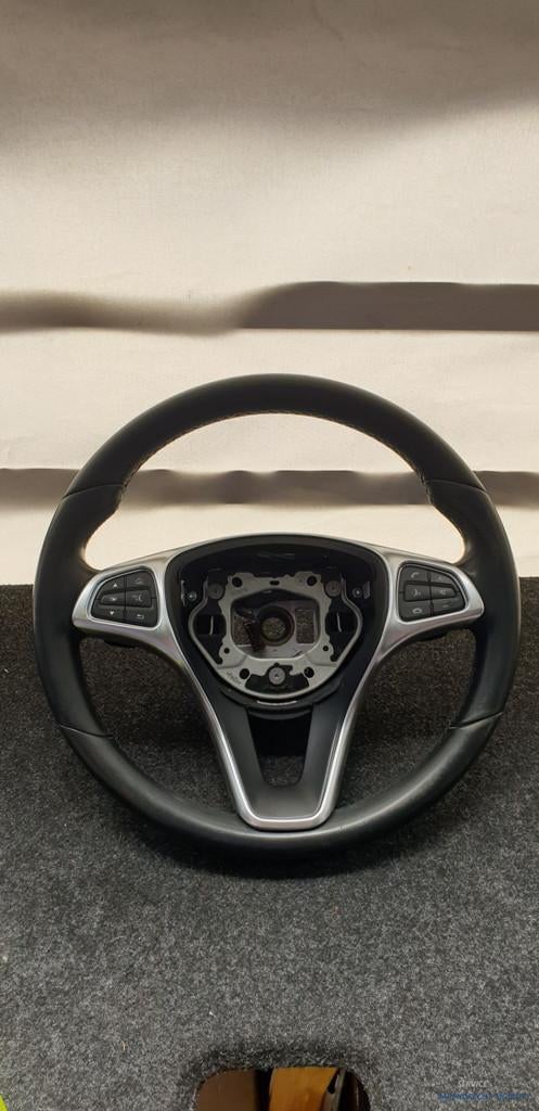 Volant en cuir W205 Classe C Mercedes 0005605003 Flippers co, Autos : Pièces & Accessoires, Mercedes-Benz AG, Mercedes-Benz, Utilisé