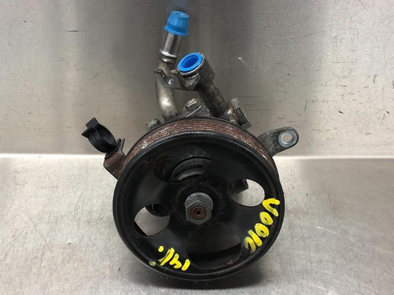 STUURBEKRACHTIGINGSPOMP Titan (|74122216|491109CA0A|), Gebruikt, Nissan