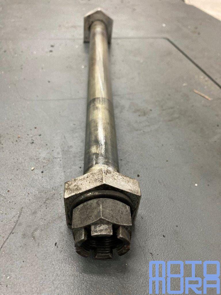 Achteras Kawasaki ZZR1400 2012 - 2017 ZX-14 achter as achter, Motoren, Onderdelen | Kawasaki, Gebruikt, Ophalen of Verzenden