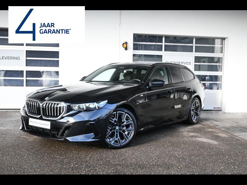 BMW Serie 5 520 M SPORT  - AUTOMAAT - ACC- NAVI, Auto's, BMW, 5 Reeks, Adaptieve lichten, Adaptive Cruise Control, Airbags, Airconditioning