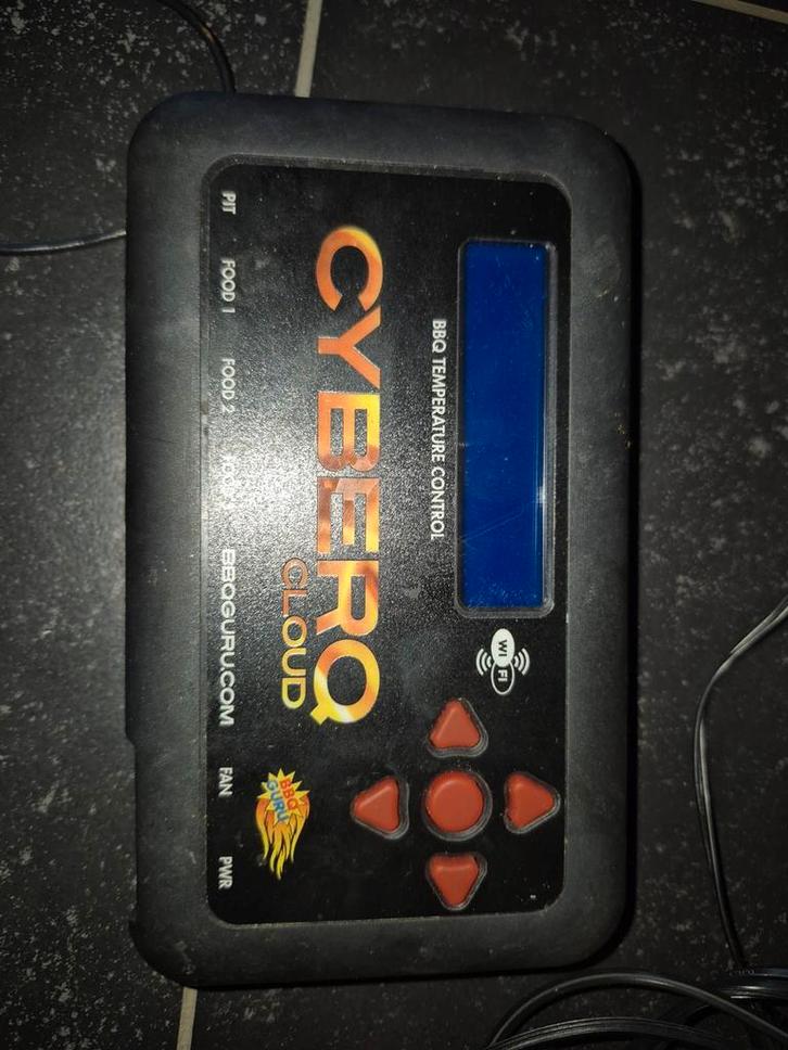 BBQ Guru CyberQ Cloud — Régulateur de température pour barbe, Jardin & Terrasse, Accessoires pour le barbecue, Utilisé, Enlèvement