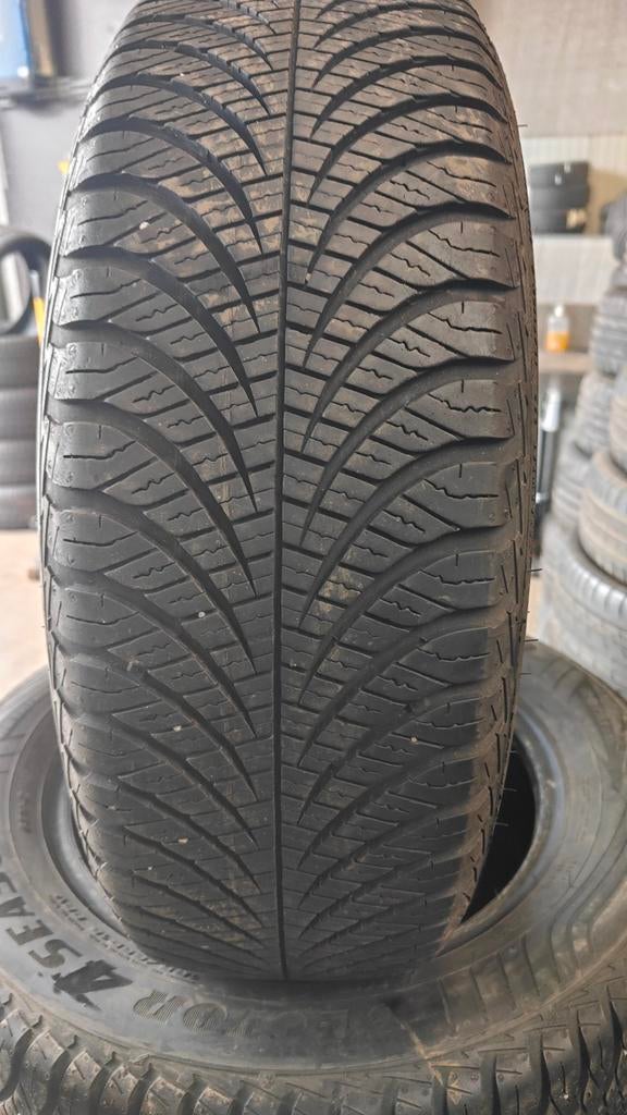 185/65r15 Goodyear 4season 40€ per stuk met montage, Ophalen