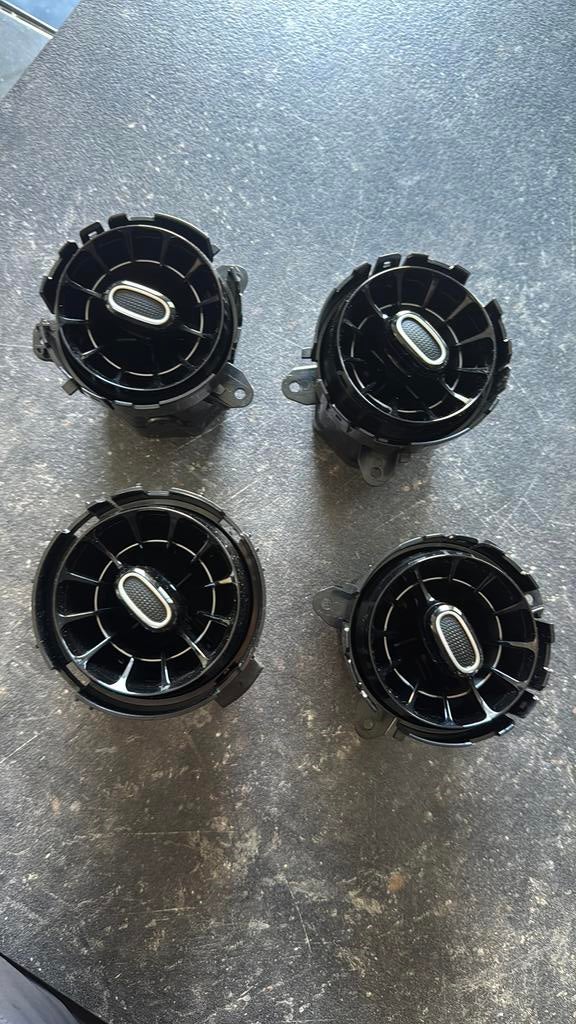 Bouge de ventilation, Mercedes classe A, Enlèvement, Comme neuf