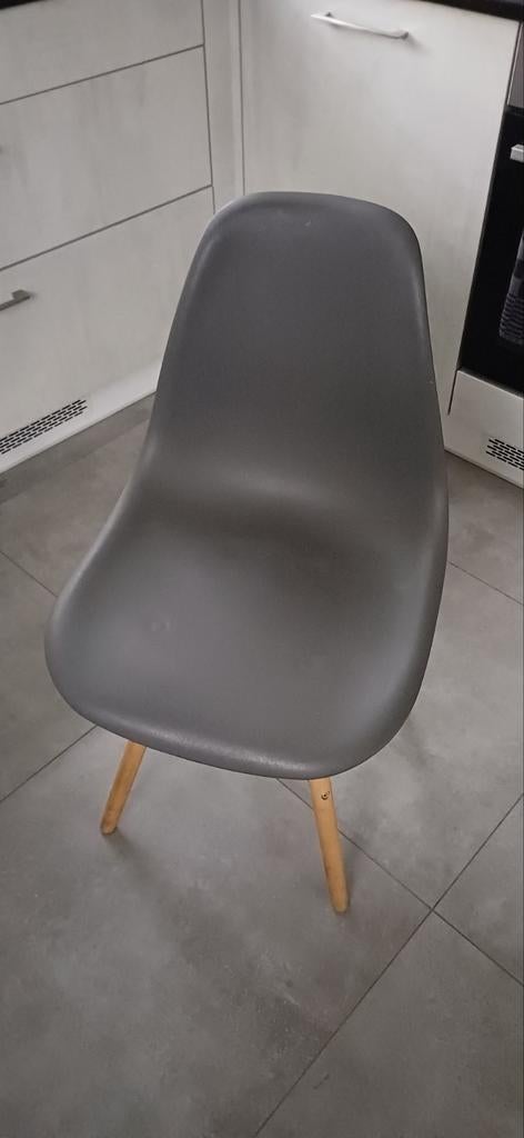 1 chaise scandinave, Maison & Meubles, Chaises, Enlèvement