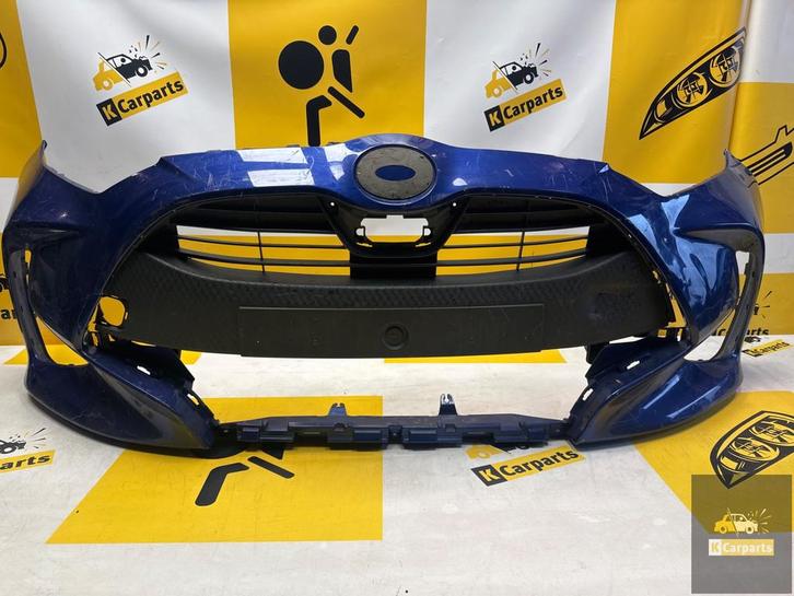 Bumper Toyota Yaris Voorbumper 52119-K0050 2019-Heden, Auto-onderdelen, Carrosserie, Bumper, Toyota, Voor, Gebruikt
