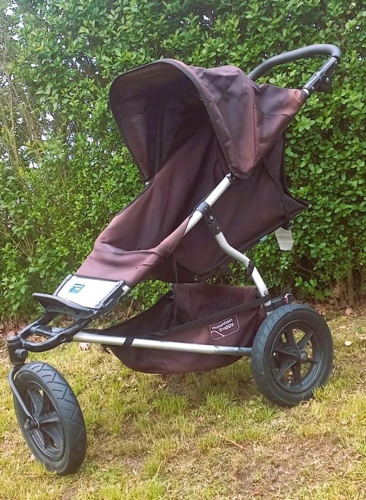 Mountain Buggy Urban Jungle + sac de couchage, Enfants & Bébés, Buggys, Utilisé, Autres marques, Couverture pieds, Ombrelle, Enlèvement