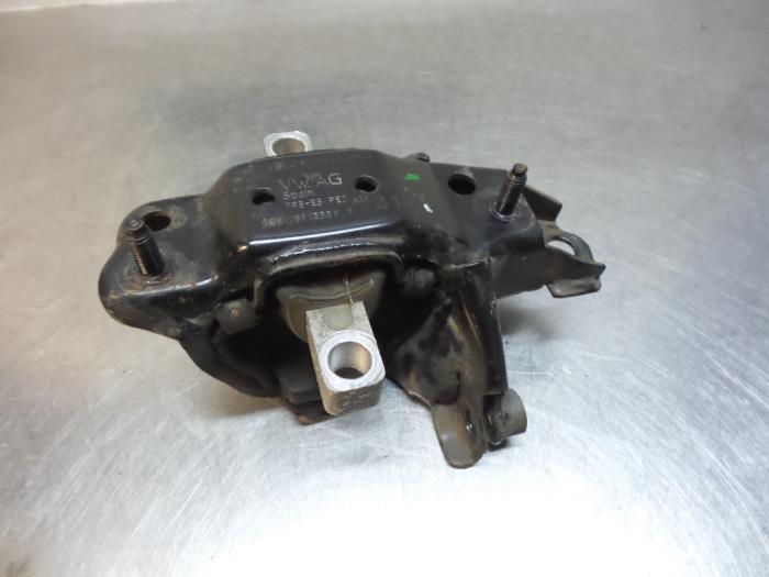 Support boîte de vitesse d'un Volkswagen Polo (Polo 01-), Autos : Pièces & Accessoires, Suspension & Châssis, Volkswagen, Utilisé