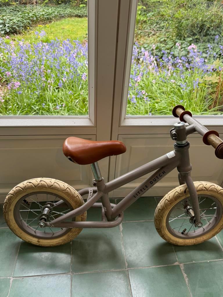 Loopfiets Little Dutch olive green mat, Fietsen en Brommers, Fietsen | Kinderfietsjes, Ophalen, Gebruikt