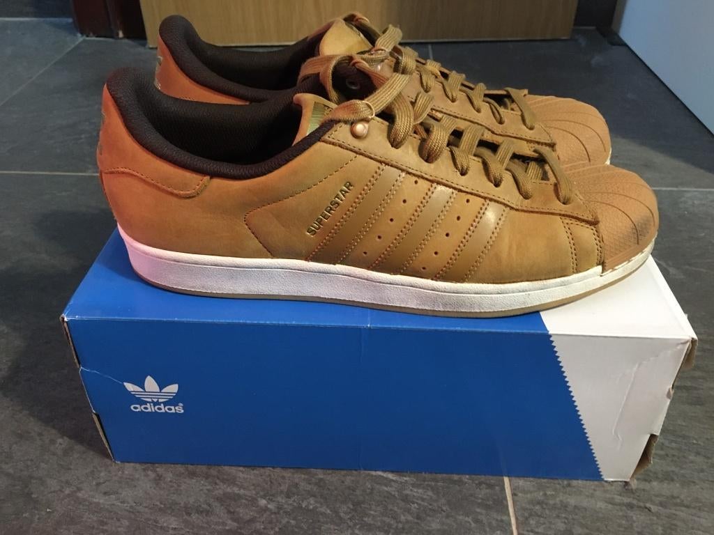 Nieuwstaat ongebruikte ADIDAS Superstar sneakers EUR 44/45, Kleding | Heren, Schoenen, Ophalen, Sportschoenen, Nieuw, Adidas