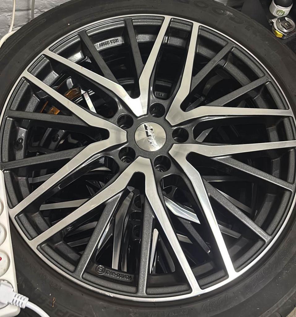 Set 4 Jantes AEZ 20’ 5x112 Audi VW, Enlèvement, Pneus hiver, Pneu(s)