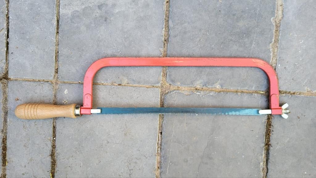 Scie à métaux robuste avec manche en bois - 300 mm, Scie à métaux