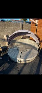 Tuinset rond met kussens, Ophalen