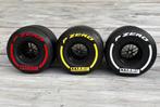 F1 Pirelli banden met velg zwart. Soft medium hard, Verzamelen, Ophalen of Verzenden, Nieuw, Formule 1