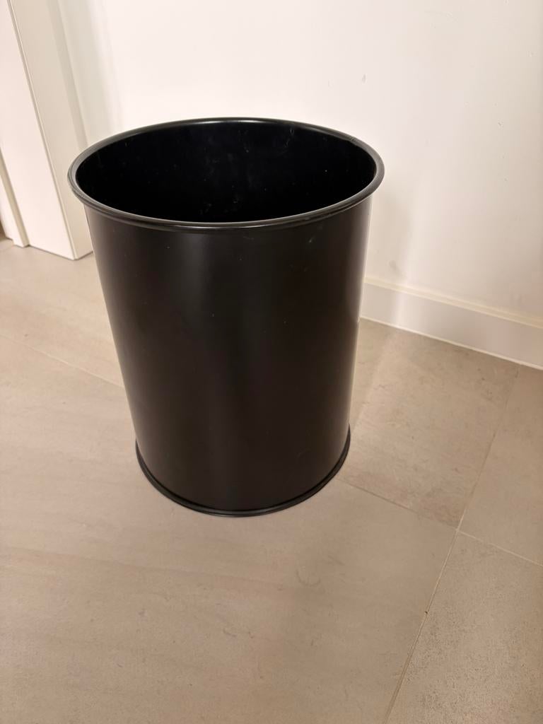 Bureau vuilbak, aluminium zwart., Ophalen, Zo goed als nieuw