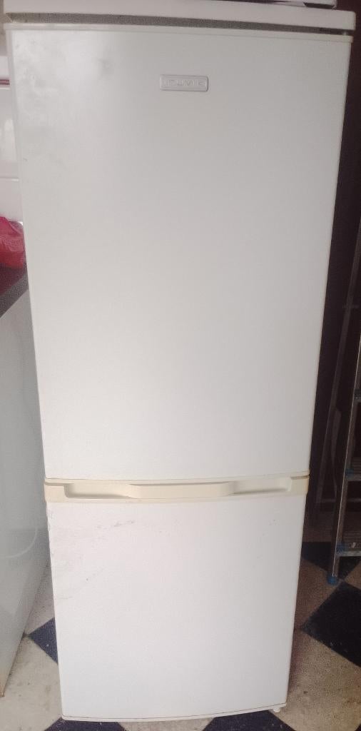 Réfrigérateur congélateur Inuvik À donner, Electroménager, Réfrigérateurs & Frigos, Utilisé, Avec compartiment congélateur, 100 à 150 litres