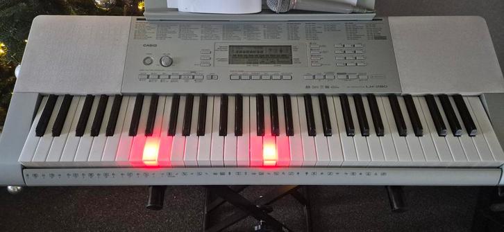 Casio LK-280 keyboard, Musique & Instruments, Claviers, Comme neuf, 61 touches, Casio, Sensitif, Enlèvement