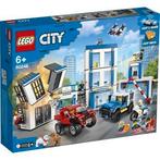 Lego 60246 City Politiebureau, Nieuw in de doos, Kinderen en Baby's, Speelgoed | Duplo en Lego, Ophalen of Verzenden, Nieuw, Complete set