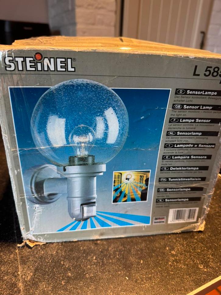 Lampe à capteur automatique Steinel, Electroménager, Pompes à bière, Neuf, Enlèvement