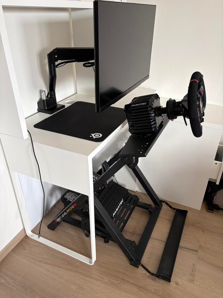 Simulateur simracing complet négociable, Ophalen, Zo goed als nieuw