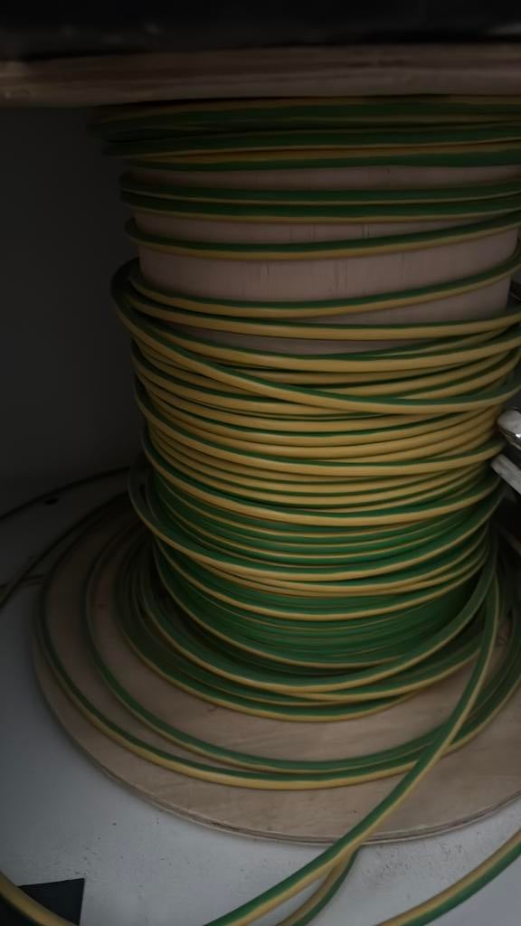 INSTALLATIEDRAAD GEEL/GROEN, Ophalen, Zo goed als nieuw