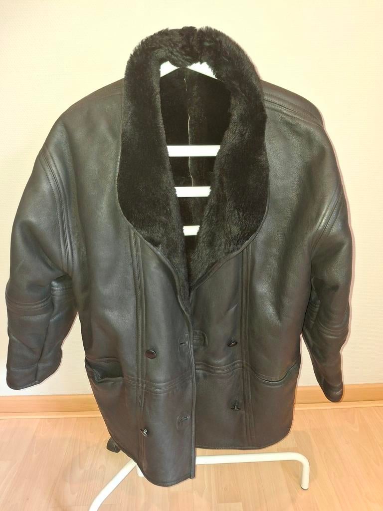 Manteau pour femme mouton retour, Enlèvement