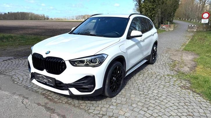 BMW X1 25E PHEV / ADAPTIVE CRUISE / TREKHAAK / LED / GARANTI, Auto's, BMW, Bedrijf, Te koop, X1, 4x4, ABS, Adaptive Cruise Control