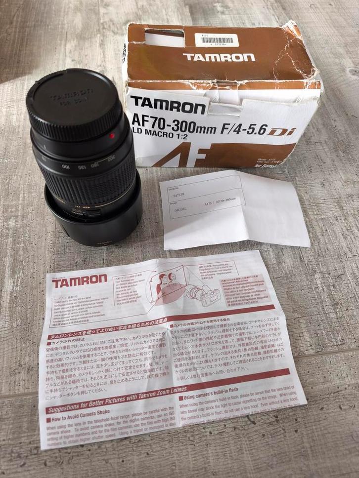 Objectif Tamron 70-300mm Macro Sony A-Mount Boîte Origine, TV, Hi-fi & Vidéo, Photo | Lentilles & Objectifs, Téléobjectif, Enlèvement