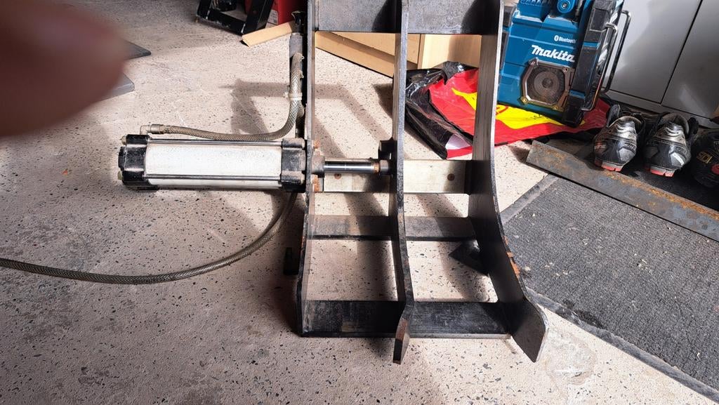 Bloc roue pneumatique en bonne état, Articles professionnels