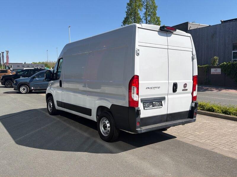 Fiat Ducato GB L2H2 3T5, Voorwielaandrijving, Stof, Gebruikt, Zwart
