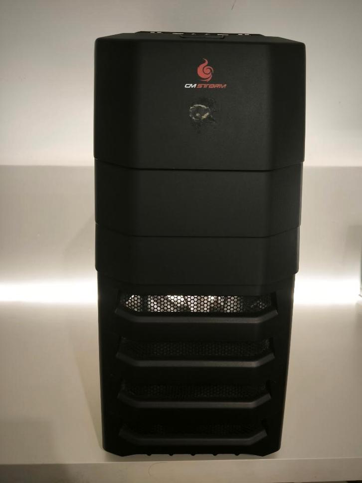 PC Case CMStorm + Fancontroller + 3x120 & 1x200 Fans (RED), Computers en Software, Desktop Pc's, Gebruikt, Onbekend, Gaming, Ophalen of Verzenden