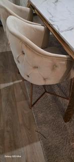 4 Chaise état nouveau, Maison & Meubles, Enlèvement