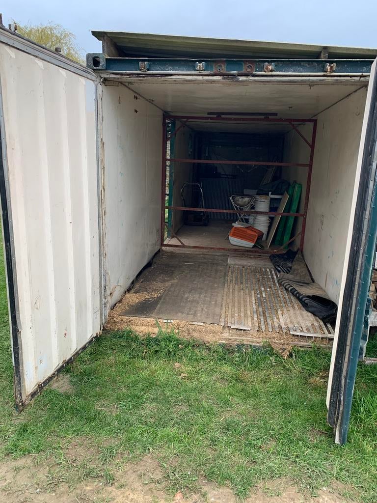 Zeecontainer 12m lang, Enlèvement