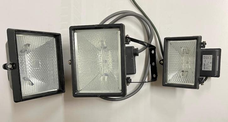 3 spots extérieurs, pour les allées, les jardins, les patios, Jardin & Terrasse, Éclairage extérieur, Neuf, Spots, Aluminium, 50 à 250 watts