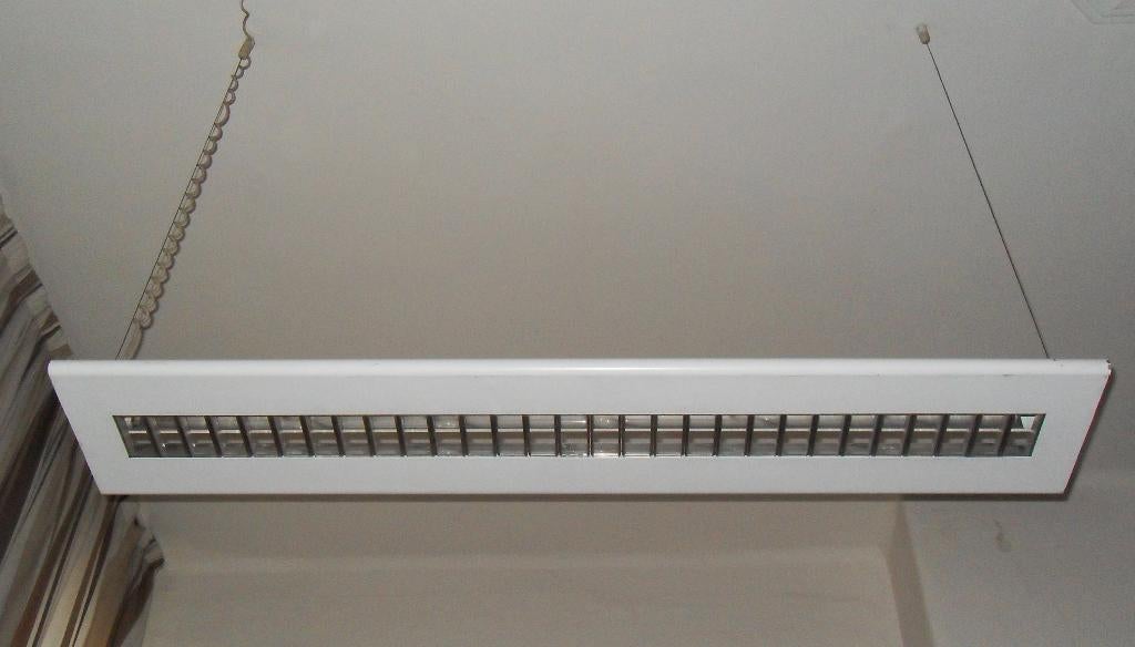 NEON suspendu lampe industriel 150 cm Réglette suspendue, Ophalen, Zo goed als nieuw