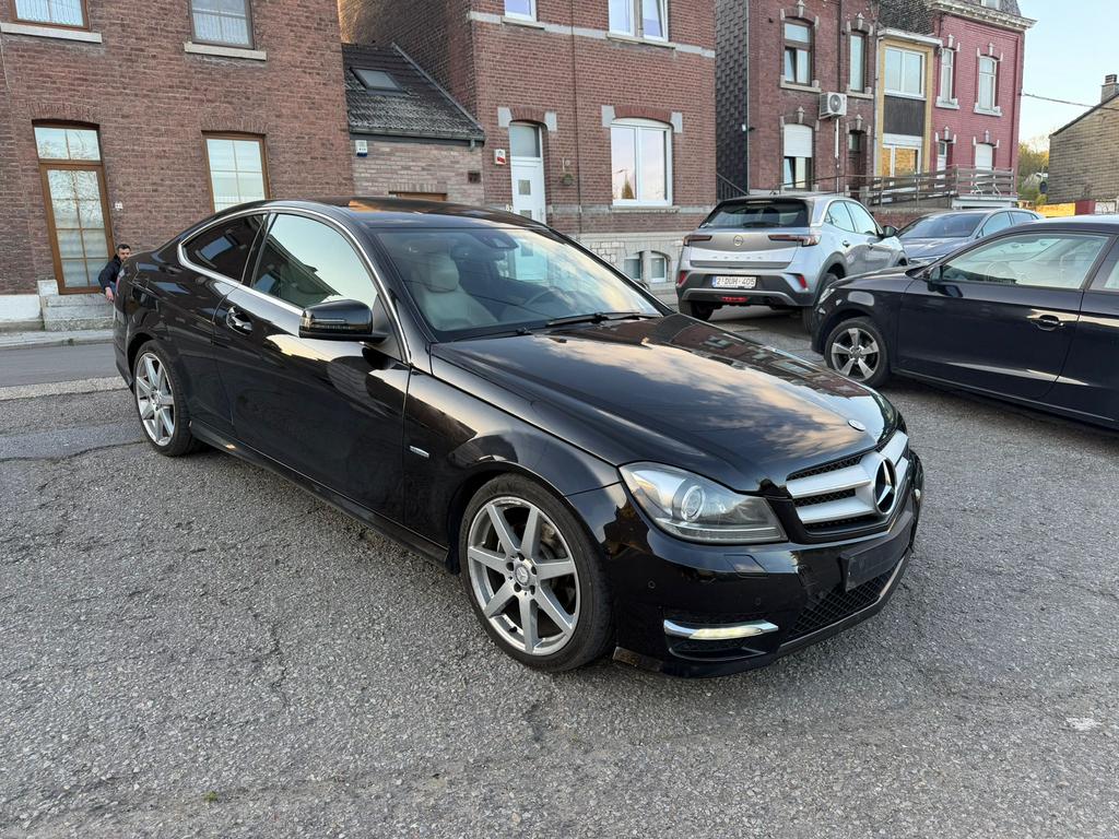 Mercedes benz C220 CDi pack AMG, Autos, Euro 5, Achat, Boîte manuelle, 120 kW