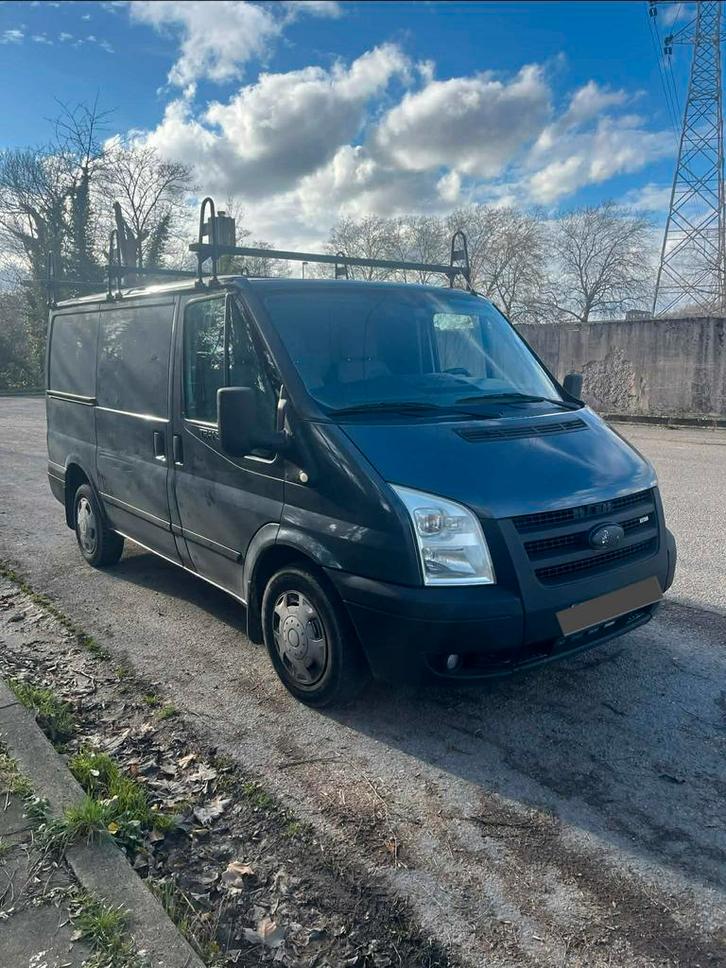 Ford transit 2.2 Tdci pret à immatriculer, Auto's, Bestelwagens en Lichte vracht, Bedrijf, Te koop, Airbags, Airconditioning, Centrale vergrendeling