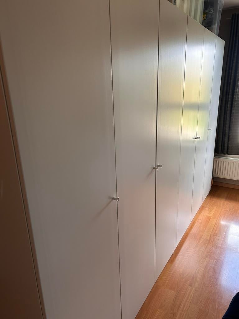 Kleerkast, Ophalen, Zo goed als nieuw