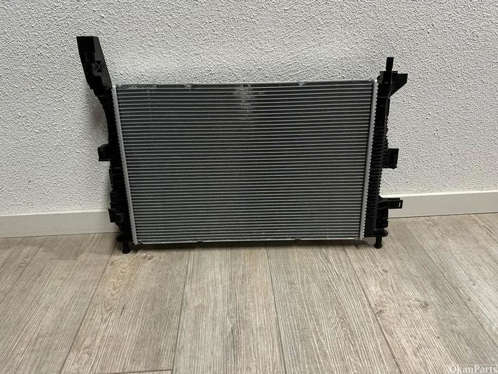 Ford Focus III Transit Connect Radiateur CV61-8005-VC, Auto-onderdelen, Airco en Verwarming, Ford, Gebruikt