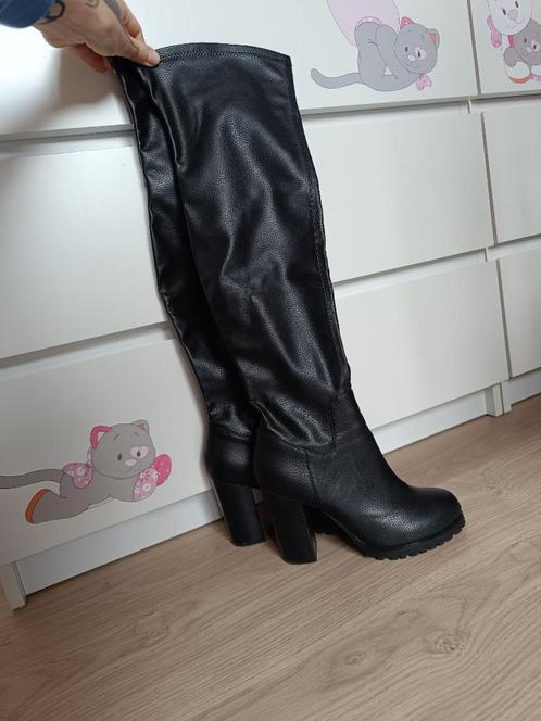 Sexy hoge laarzen van Buffalo, Kleding | Dames, Schoenen, Zo goed als nieuw, Hoge laarzen, Zwart, Ophalen of Verzenden