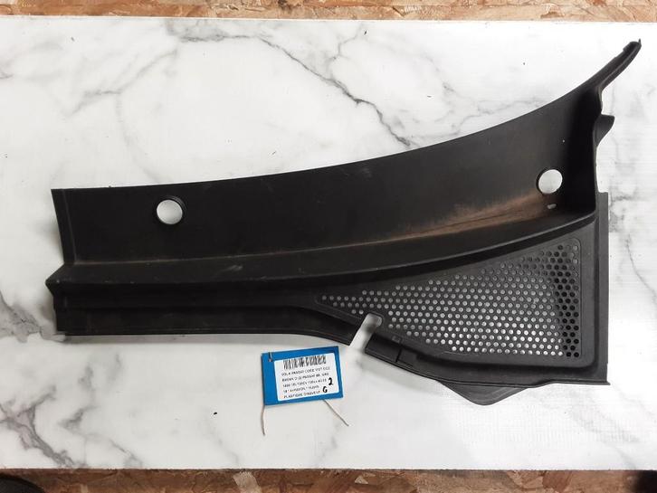 GARNITURES WINDSHIELD Passat Variant (3G5) (3G1819403B), Autos : Pièces & Accessoires, Carrosserie & Tôlerie, Volkswagen, Avant