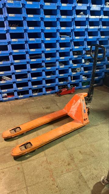 Transpallet 2000kg beschikbaar voor biedingen
