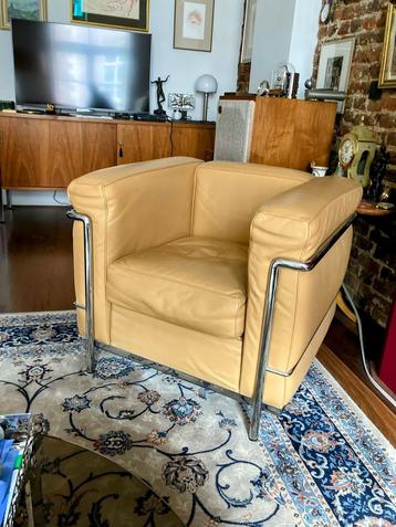 Cassina LC2 Le Corbusier fauteuil  beschikbaar voor biedingen